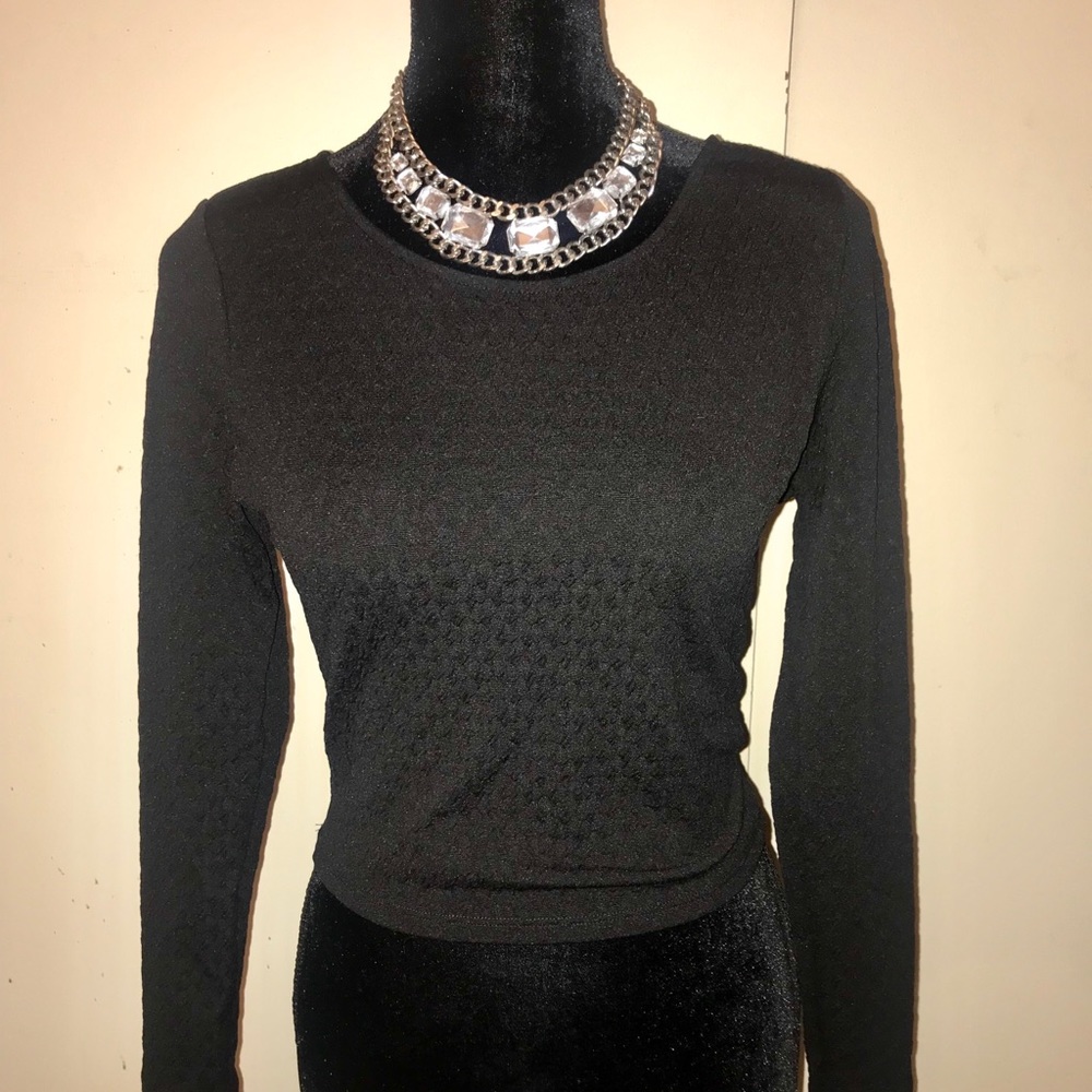 Romeo & Juliet couture Black Scoop Neck top
